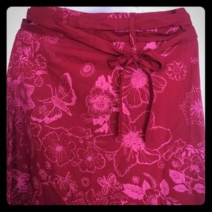 Unique printed skirt with wrap ties around waist